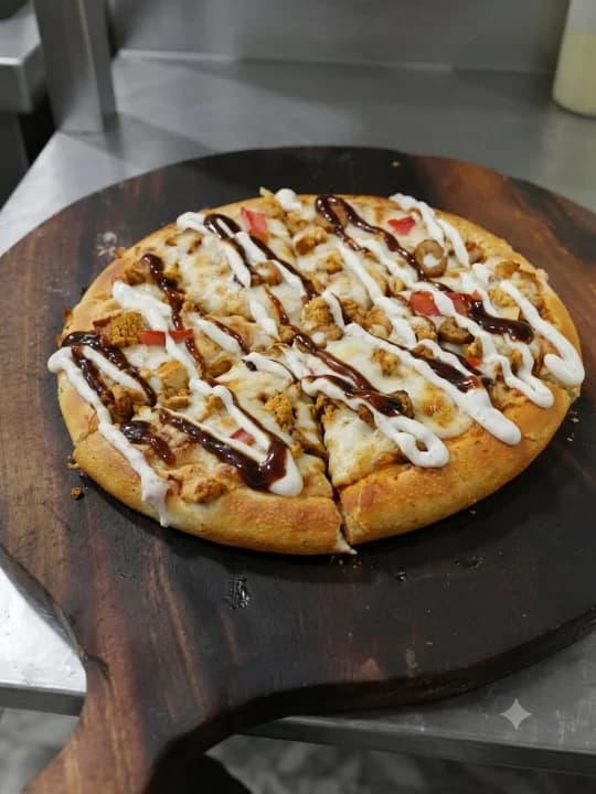 Large Bar BQ Pizza